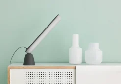 Clearance Normann Copenhagen bordlampe - Acrobat bordlampe i grå