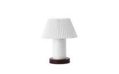 Hot Normann Copenhagen - Cellu - Bordlampe - Hvid med brun bund