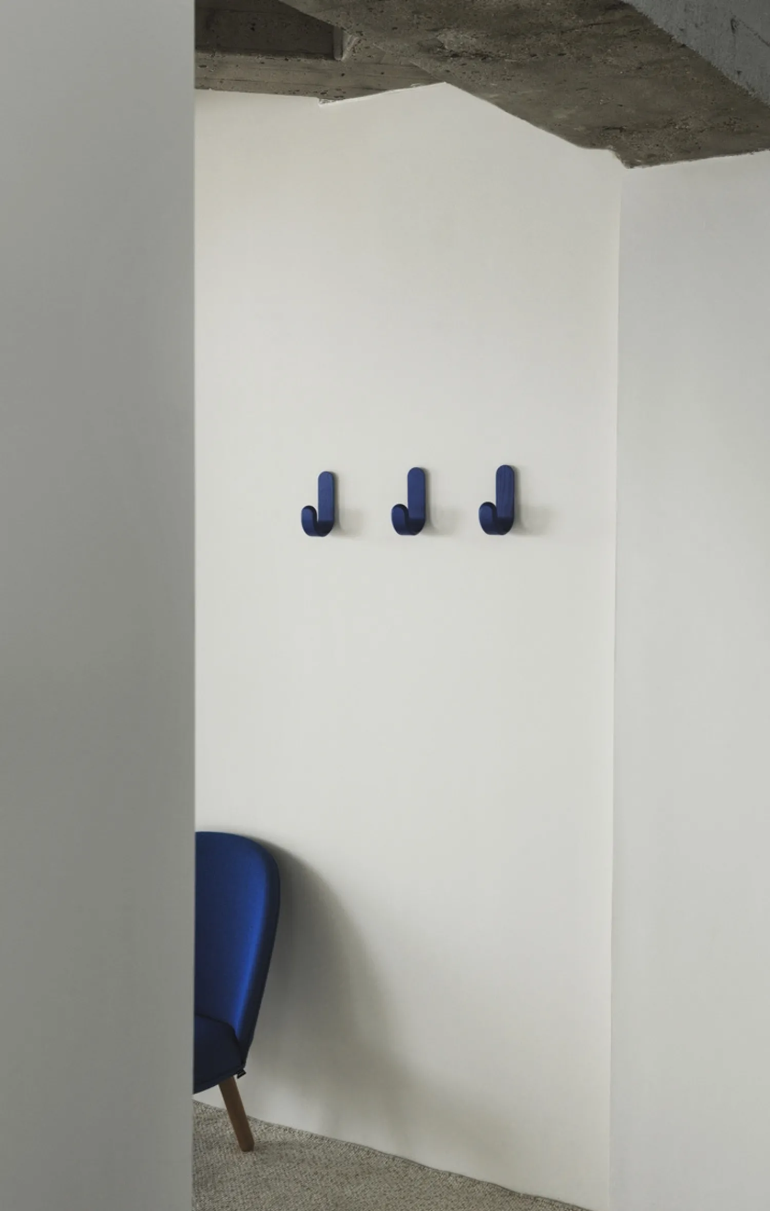 Discount Normann Copenhagen - Curve Hook - Blå knage