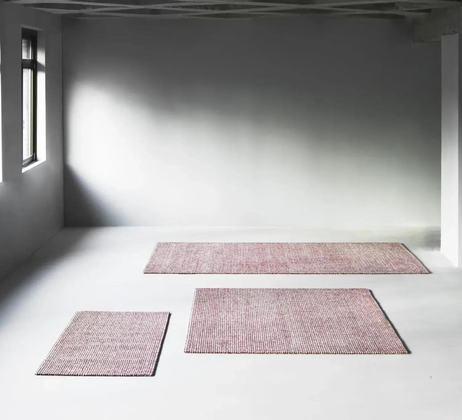 Clearance Normann Copenhagen - Flick Rug 80x200 cm - Off White/Burgundy