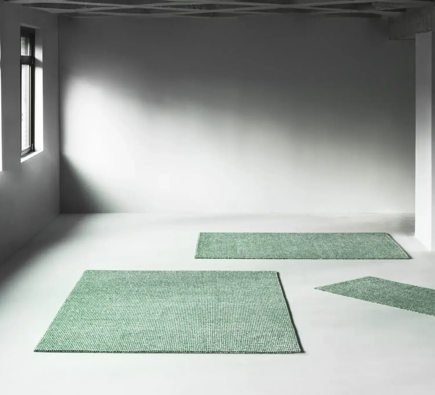 Clearance Normann Copenhagen - Flick Rug Tæppe 200x300 cm - Off White/Dark Green
