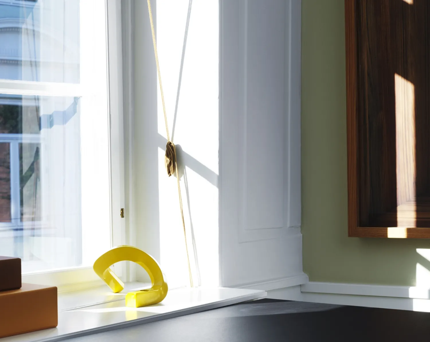 Online Normann Copenhagen - Lysestage - Crooked Candlestick Two - Yellow/Gul