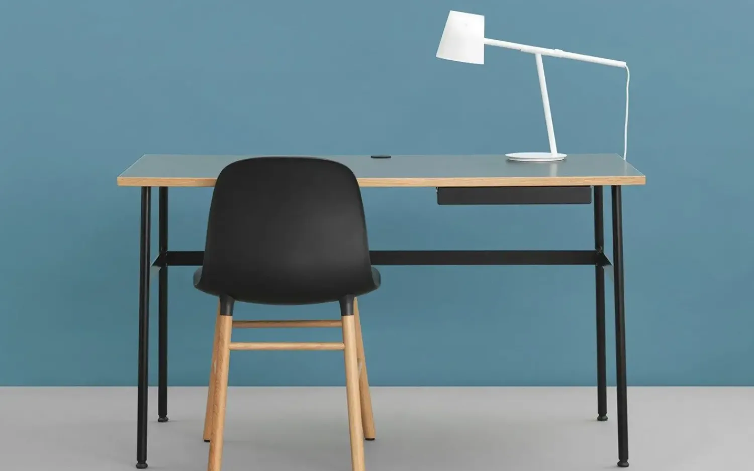 Best Normann Copenhagen - Momento bordlampe - Hvid