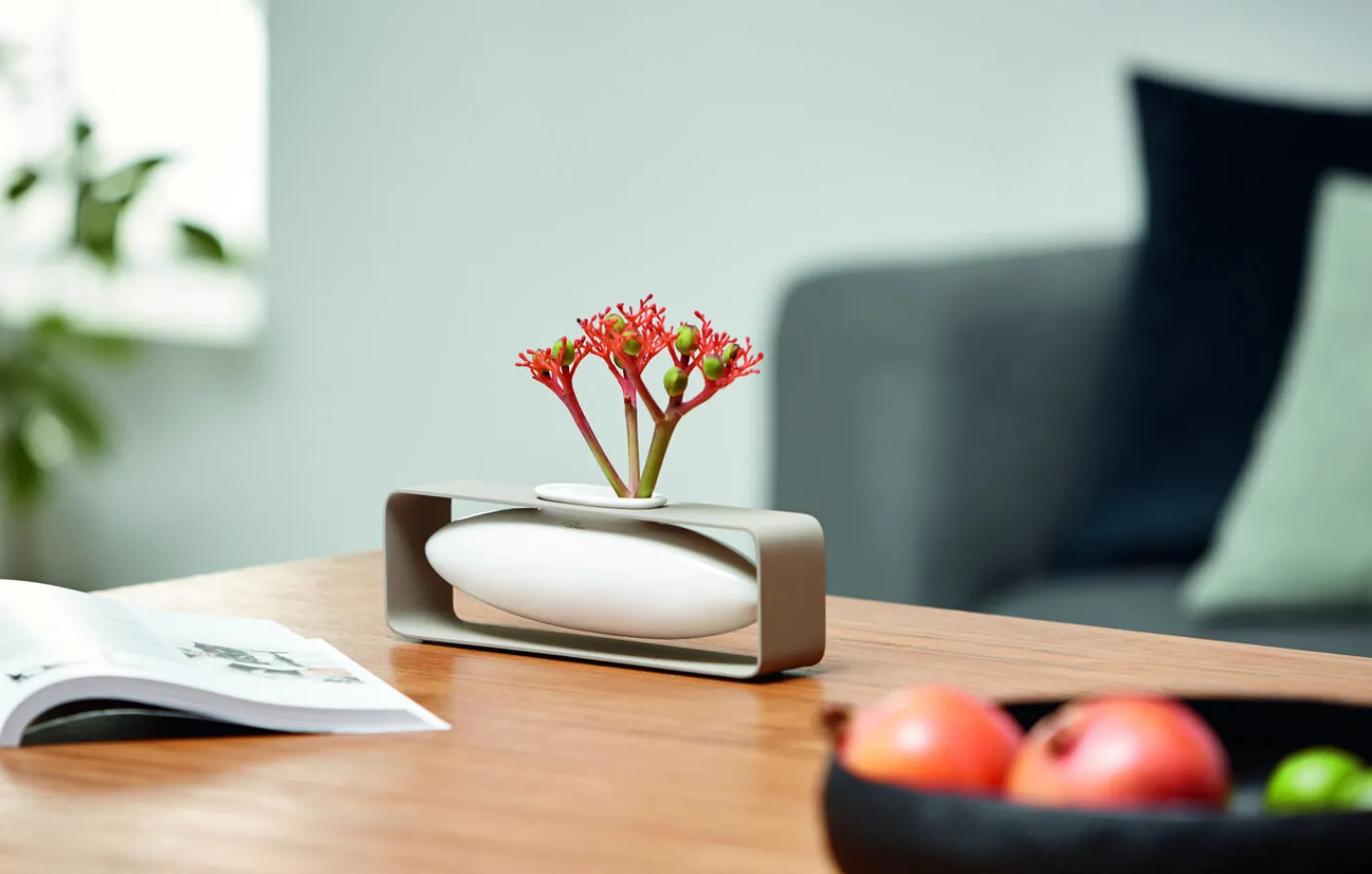 Best Philippi - Float vase, lateral
