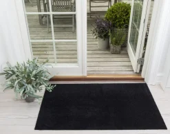 Outlet Tica Copenhagen - Smudsmåtte / Dørmåtte - Ensfarvet - sort - 67x120 cm