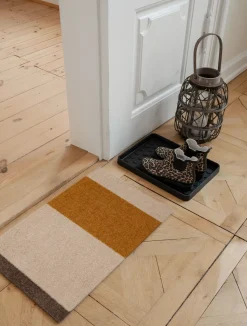 Sale Tica Copenhagen - Smudsmåtte - Stripes Horizon - Ivory-Dijon-Brown - 67x120 cm