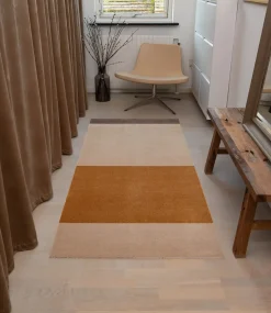 Online Tica Copenhagen - Smudsmåtte - Stripes Horizon - Ivory-Dijon-Brown - 40x60 cm