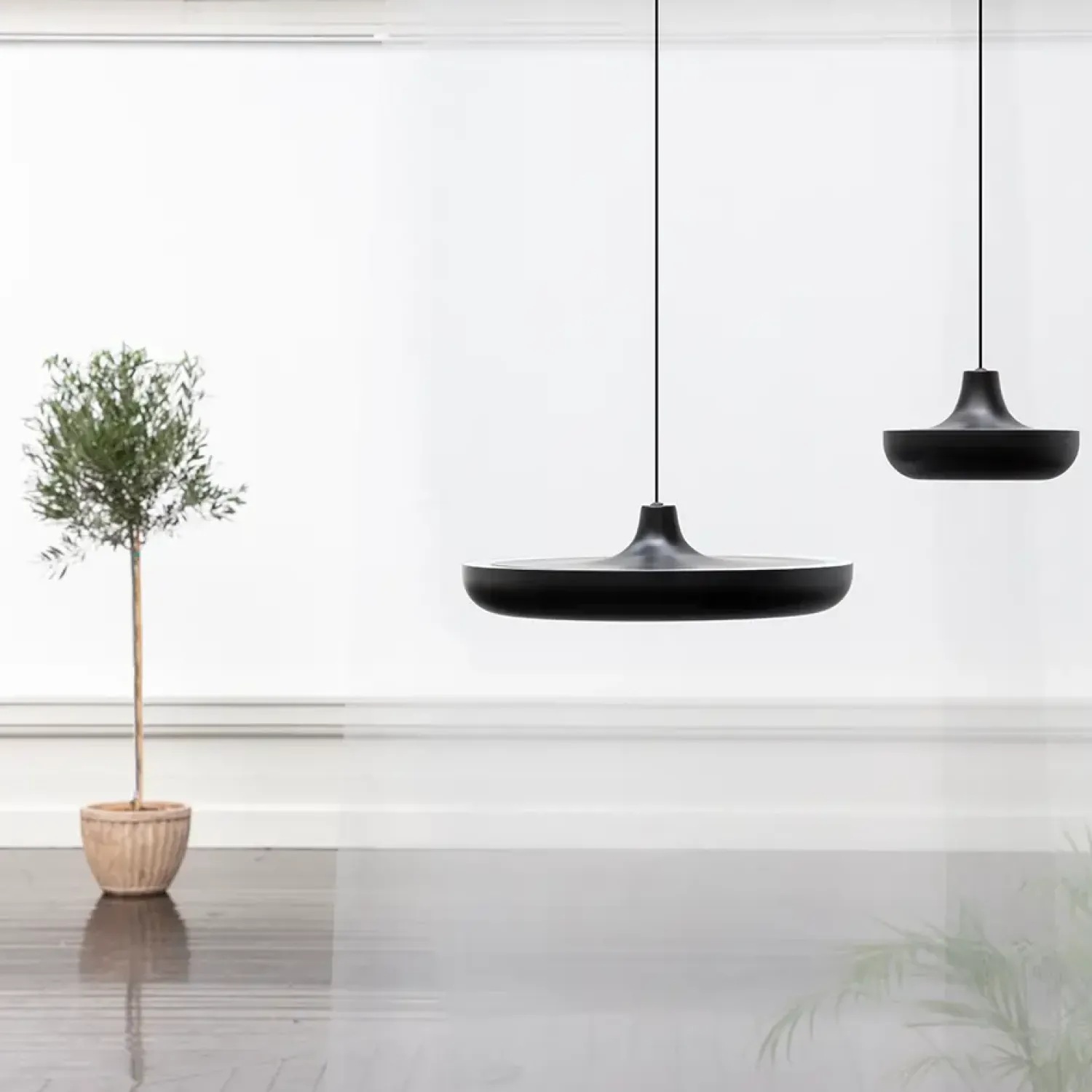 Hot Umage - Loftlampe - Cassini - Sort - Medium Ø40 cm
