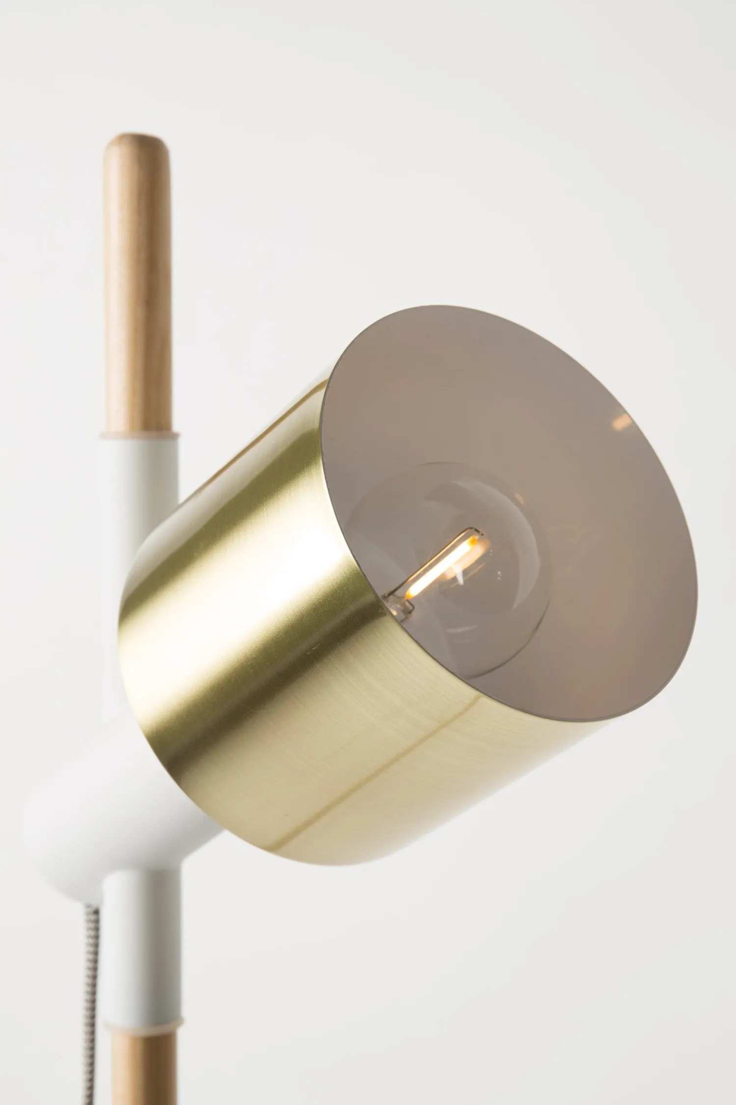 Discount Zuiver - Gulvlampe IVY